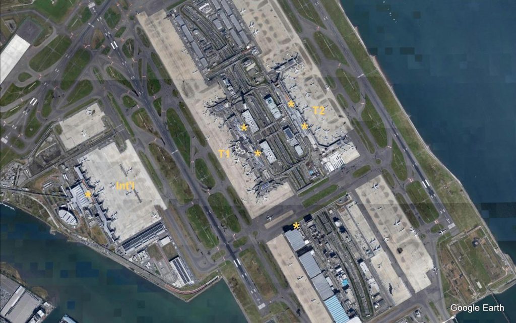 HND's terminal & runway layout, with the viewing spots marked with a star
