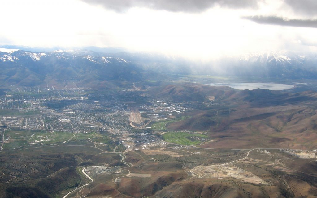 A bit further north than on our flight, that's Carson City Airport right below, and Lake Washoe. I took this in the Duo Discus.